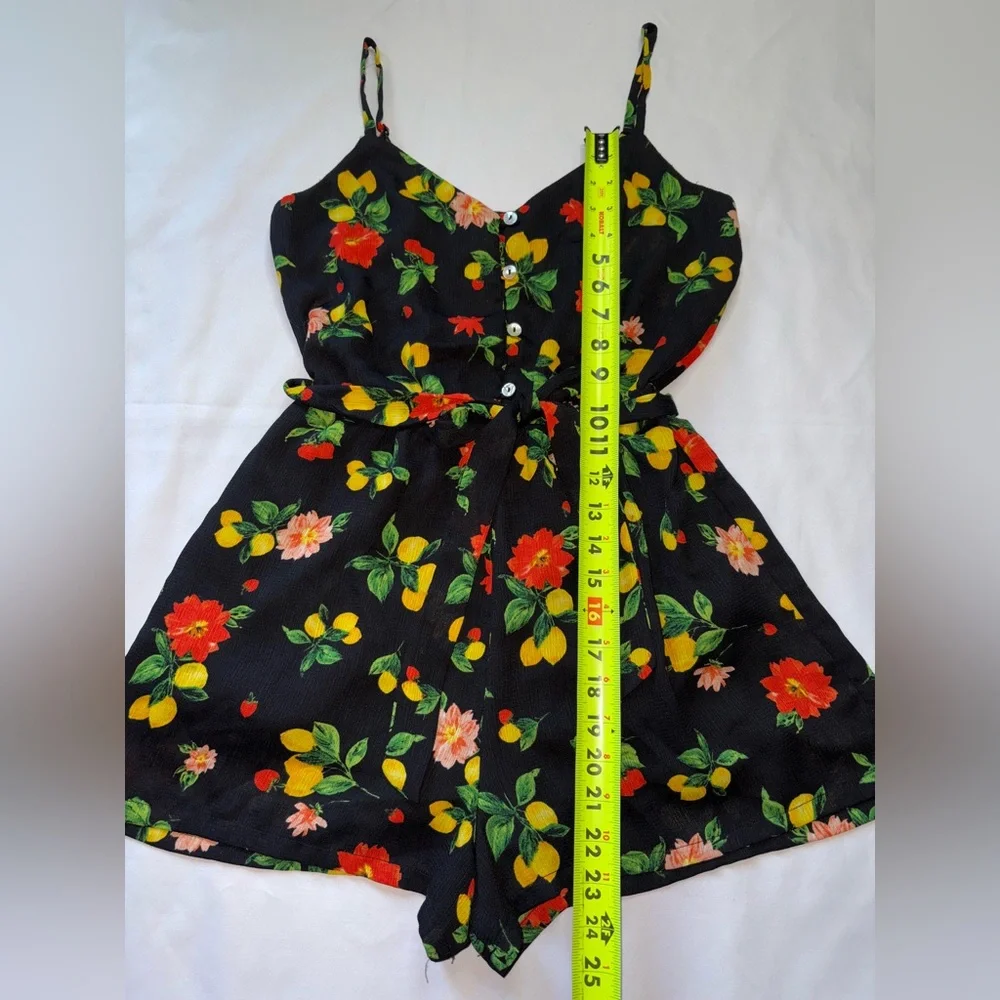 As U Wish Size XS Black Red & Yellow Citrus Floral Spring Boho Romper - Picture 2 of 6
